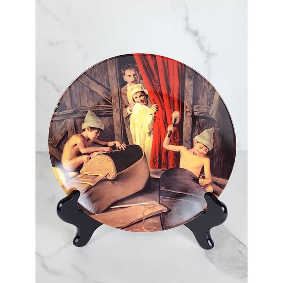 Grimm's Fairy Tales Elf Shoemaker Year 1983 Porcelain 7 3/4" Plate Wall Decor - Picture 1 of 14
